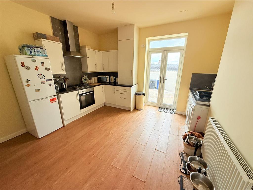 Dining Kitchen