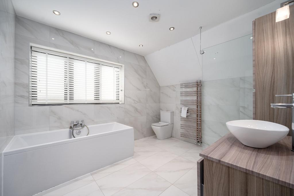 Main Bathroom