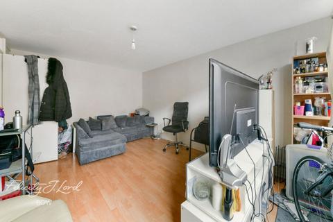 1 bedroom flat for sale, Brodlove Lane, LONDON