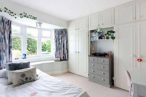 Burling Eldon Avenue, Cheltenham, GL52 6TZ