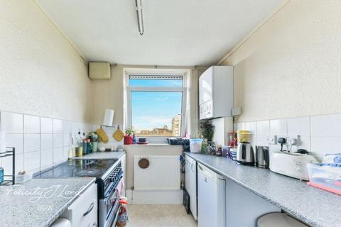 Giraud Street, LONDON