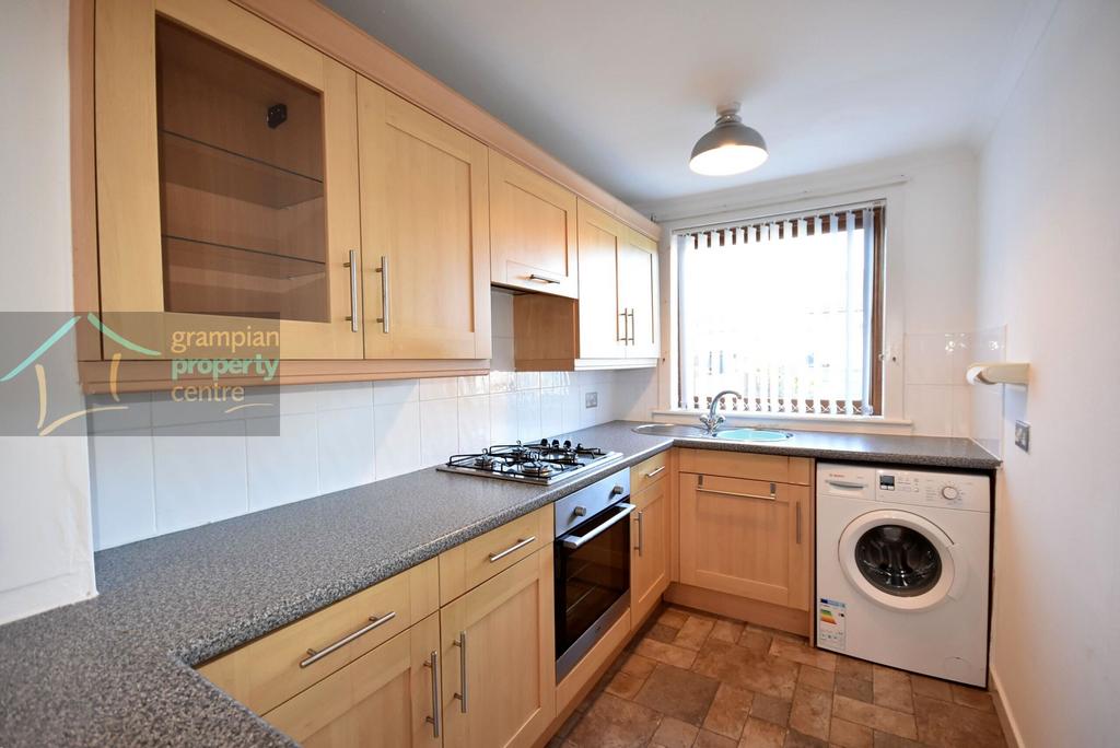 Kitchen 1.JPG