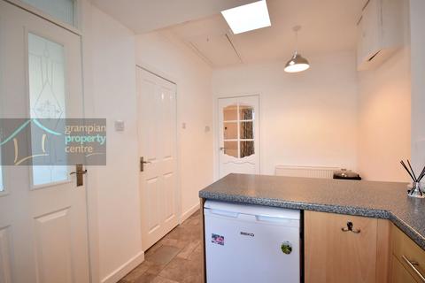 37 Macduff Street, Lossiemouth, IV31 6EU