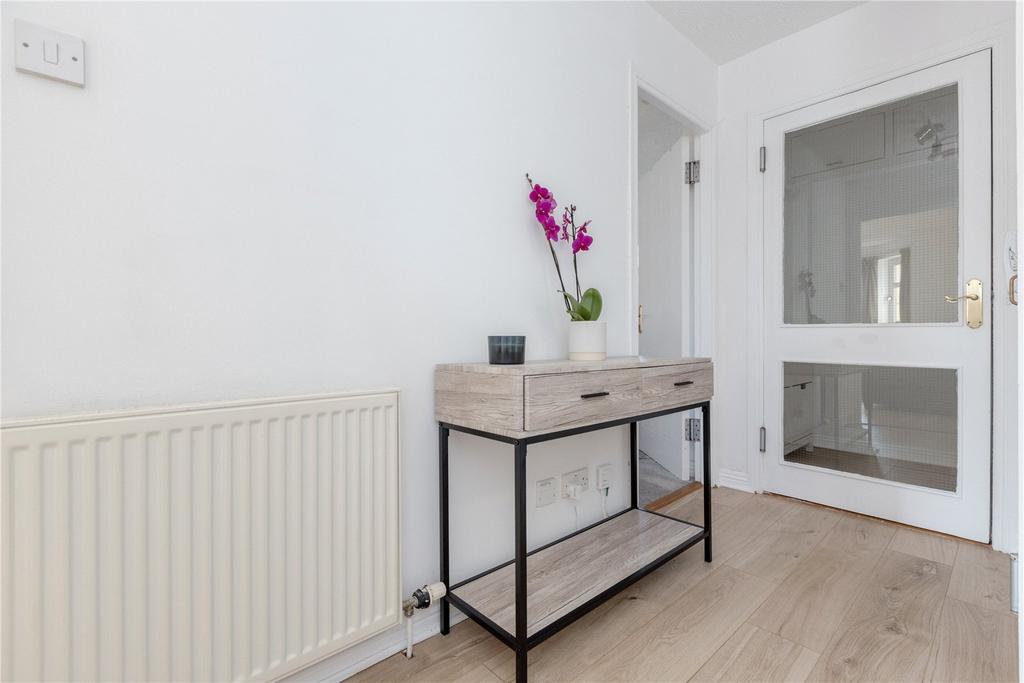 Sinclair Place 16