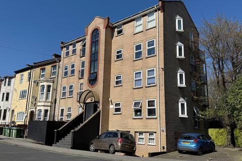 1 bedroom flat to rent, Bellevue Road, Hampshire SO15