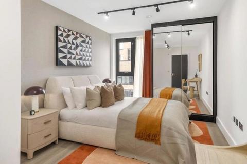 2 bedroom apartment for sale, Mitre Bridge, Grand Union Canal, Kensignton, London