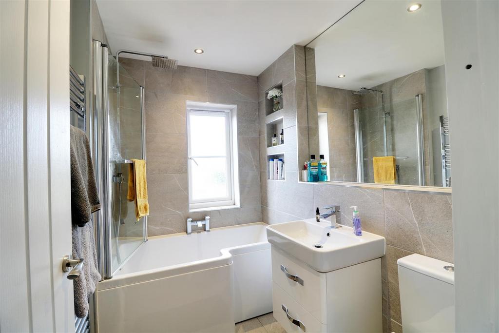 Refurbished contemporary style bathroom/wc