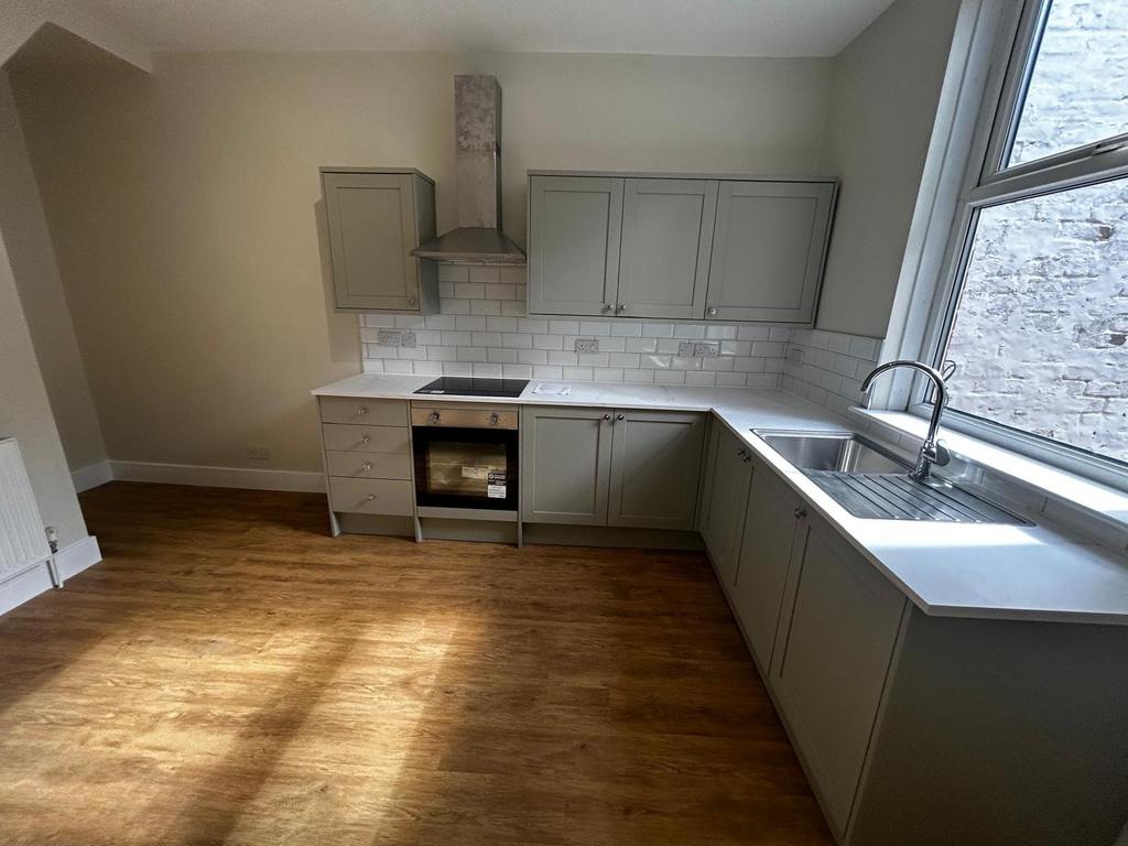 Kitchen 4