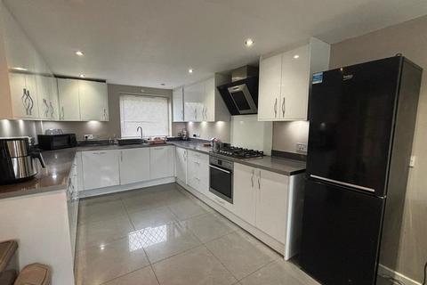 4 bedroom link detached house to rent, Galsworthy Drive,  Caversham,  RG4