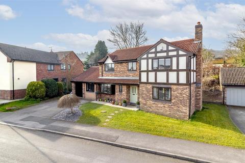 8 Swallow Drive, Pool In Wharfedale, Otley, LS21 1RS