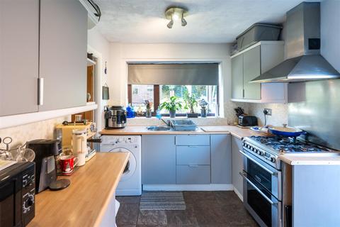 4 Cedar Close, Bayston Hill, Shrewsbury, SY3 0PD