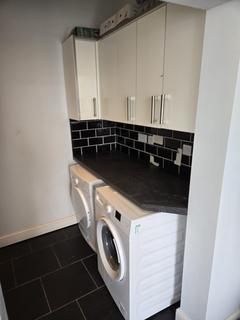 1 bedroom in a house share to rent, Princes Avenue, Hull HU5