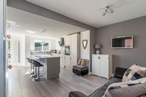 9 Byron Drive, York, YO30 5SN