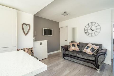 9 Byron Drive, York, YO30 5SN