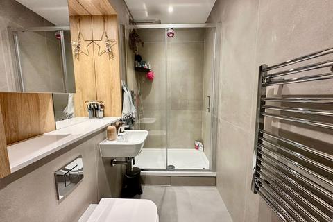 1 bedroom flat for sale, High Street, Rickmansworth WD3