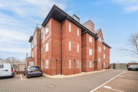 1 bedroom flat for sale, Great North Way, London NW4