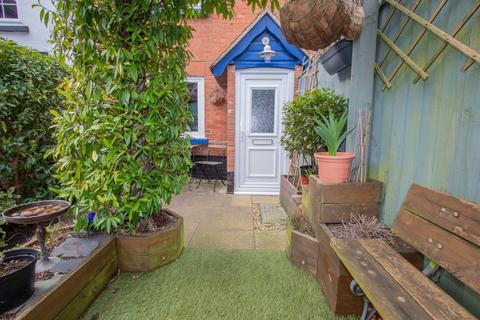 2 Alexander Place, Ottery St Mary, EX11 1DS