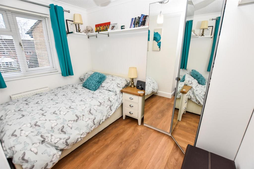 Bed 3.