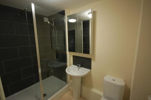 6 bedroom terraced house to rent, Peveril Street, Nottingham, Nottinghamshire, NG7