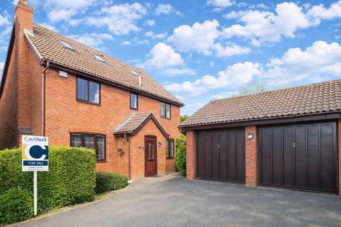 5 bedroom detached house for sale, Oxhouse Court, Milton Keynes MK5