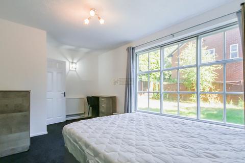undefined, Pavenham Drive, Birmingham B5