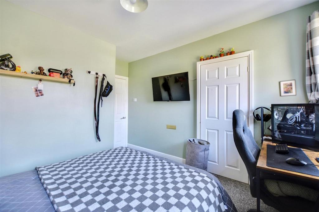 Bedroom 2 2.jpeg