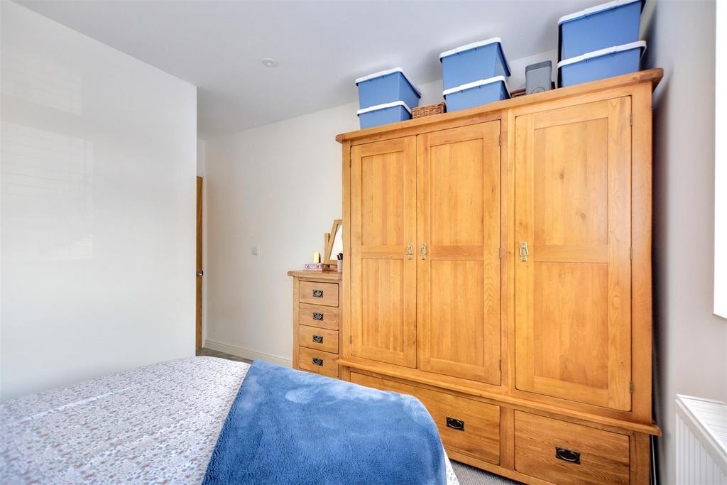 Bedroom 4 2.jpeg