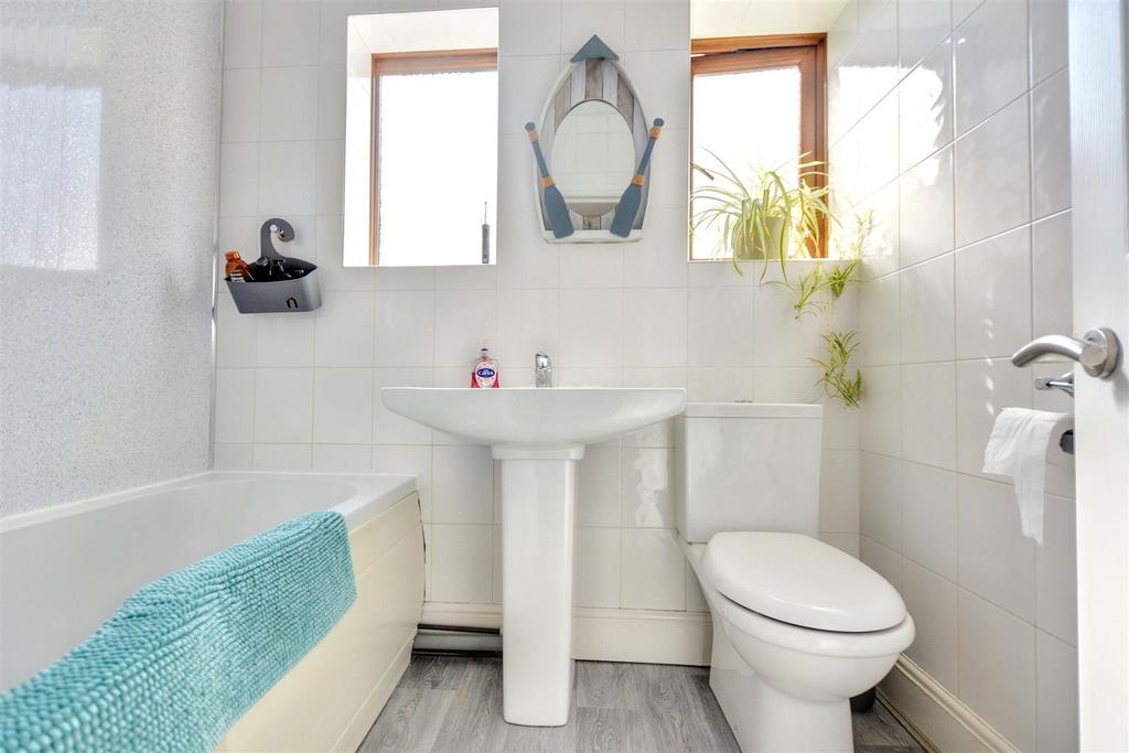 Bathroom.jpeg