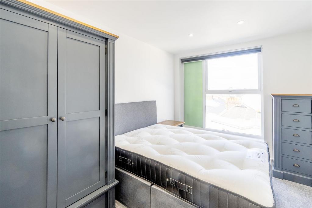 Bedroom.jpg
