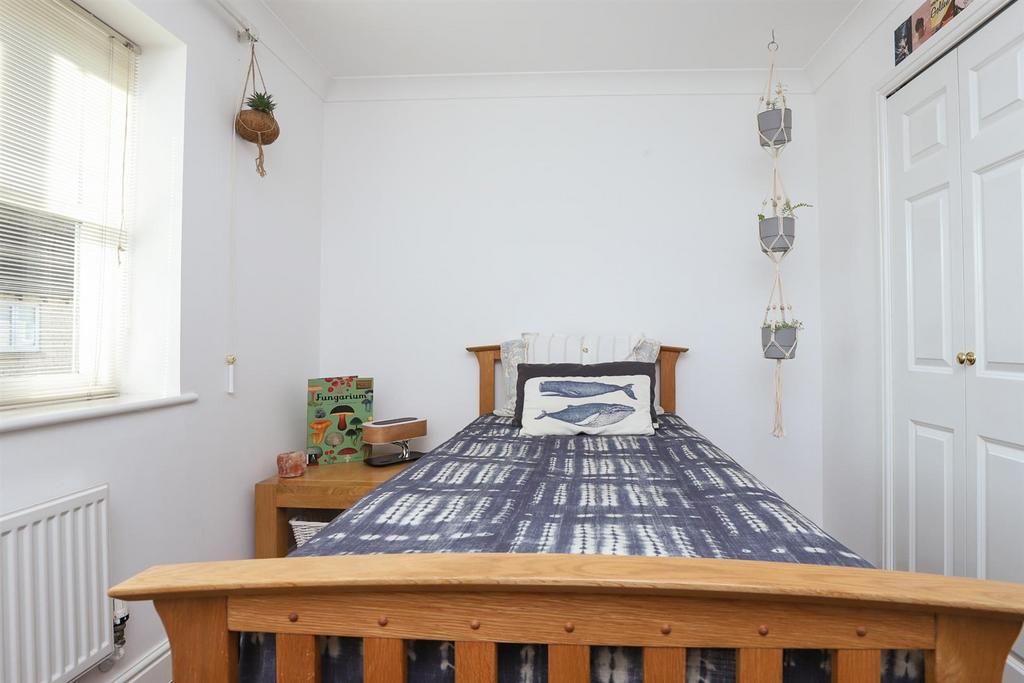 Bedroom 2 2.jpg
