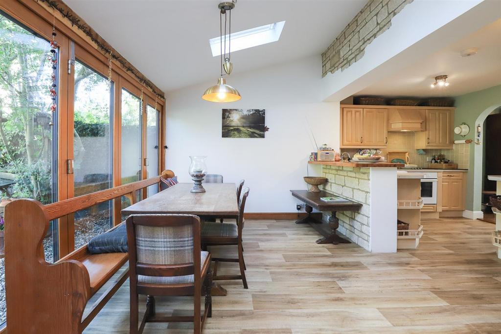 Dining - Family Room 2.jpg