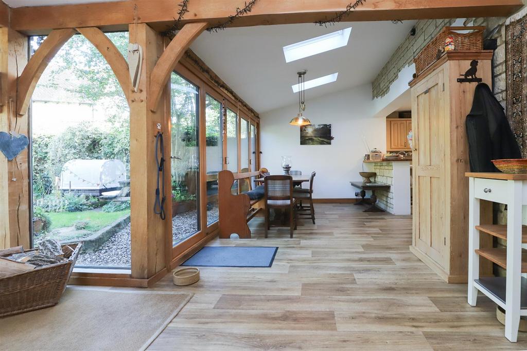 Dining - Family Room 4.jpg