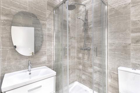4 bedroom flat to rent, Trinity Road, London, SW17