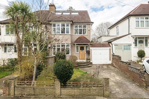 4 bedroom semi-detached house for sale, Bankhurst Road, London SE6