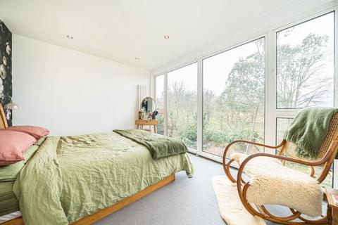4 bedroom semi-detached house for sale, Bankhurst Road, London SE6