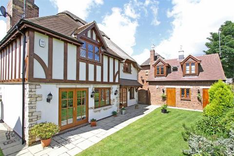Windermere Lodge Daventry Road, Dunchurch, Rugby, CV22 6NS