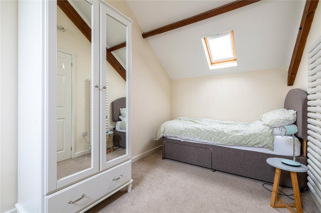 Jessies Bedroom 2