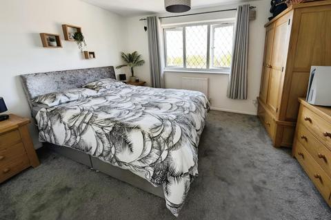 53 Long Mead, Yate, Bristol, BS37 7YT