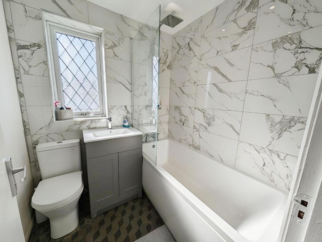 Edab2665-bath.jpg