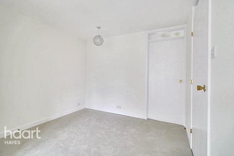 undefined, Coulter Close, Hayes