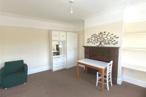 3 bedroom maisonette to rent, Park Parade, Gunnersbury Avenue, Ealing, W3