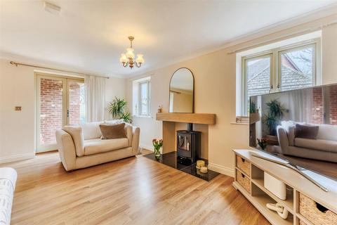4 bedroom detached house for sale, Wilkins Close, Shipston-On-Stour CV36