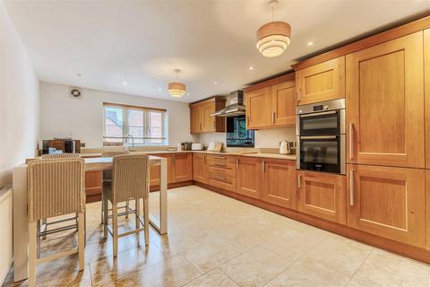 4 bedroom detached house for sale, Wilkins Close, Shipston-On-Stour CV36