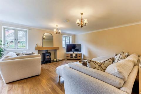4 bedroom detached house for sale, Wilkins Close, Shipston-On-Stour CV36