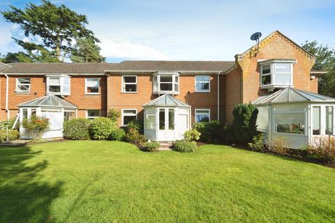 1 bedroom retirement property for sale, Hall Place Drive, Weybridge KT13