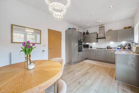 2 Lime Grove, Arborfield Green, Reading, RG2 9GP