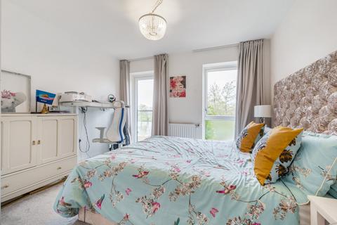 2 Lime Grove, Arborfield Green, Reading, RG2 9GP