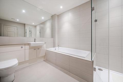 3 bedroom flat for sale, Heathfield Avenue, Sunninghill, Berkshire, SL5