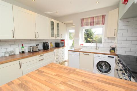 5 Harbury Road, Carshalton, SM5 4LA