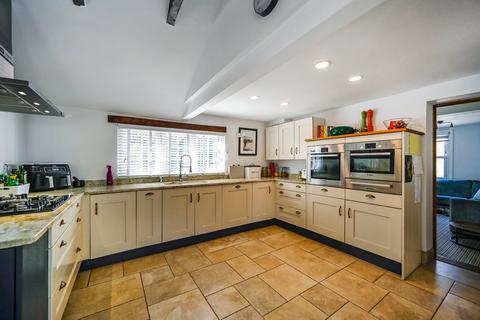4 bedroom detached house for sale, Maltmans Hill, Smarden, Ashford, Kent, TN27